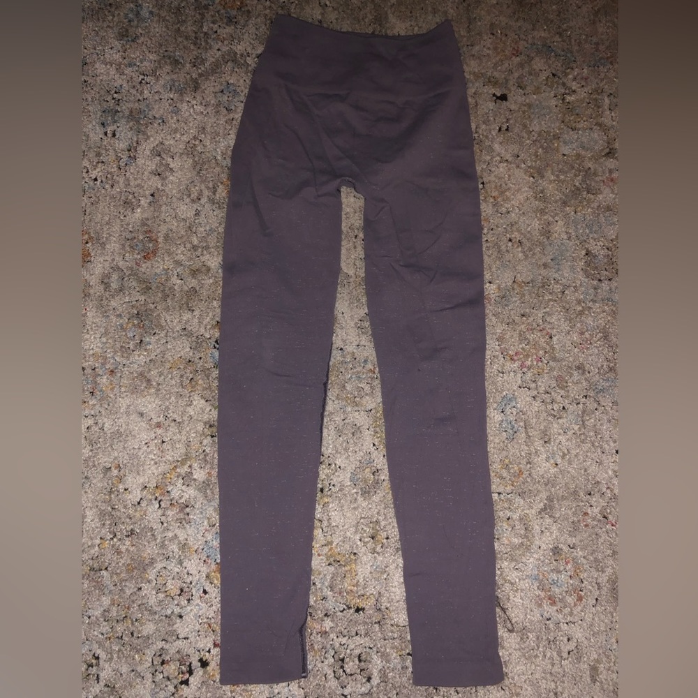 *Never worn* Lululemon Leggings